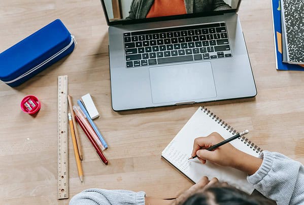 5 Keuntungan Mengikuti Kursus Bahasa Inggris Online